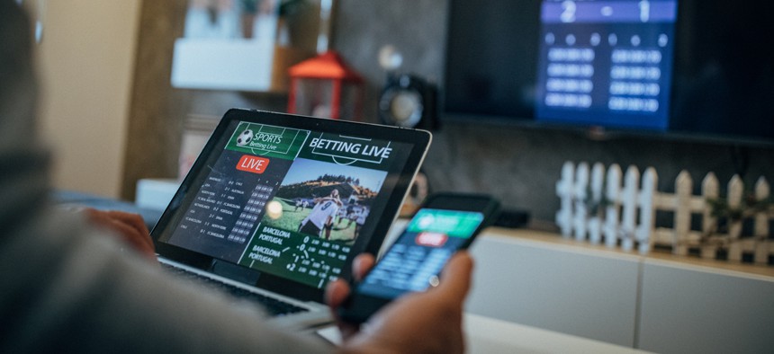Exploring the World of Online Betting with Helabet 11 Exploring the World of Online Betting with Helabet 11